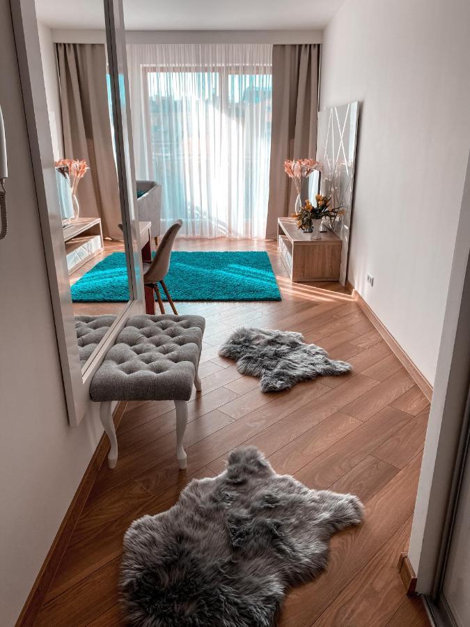 Apartament Solna 80 - Centrum Miasta Z Podziemnym Garazem Кельце Екстер'єр фото